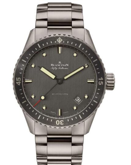 Review Blancpain Fifty Fathoms Bathyscaphe Titanium Replica Watch 5000-1210-98S - Click Image to Close
