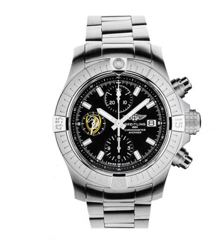 Review Breitling Avenger Chronograph 43 Fursan Al Emarat Replica Watch A13385101B2A1 - Click Image to Close